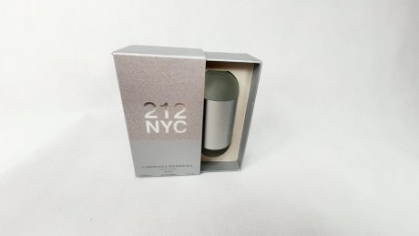 opakowanie-specjalne-carolina-herrera-212-nyc-100ml-edt.jpg