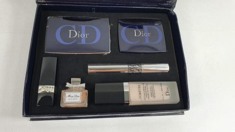 zestaw-dior-couture-palette-total-makeover-palette.jpg
